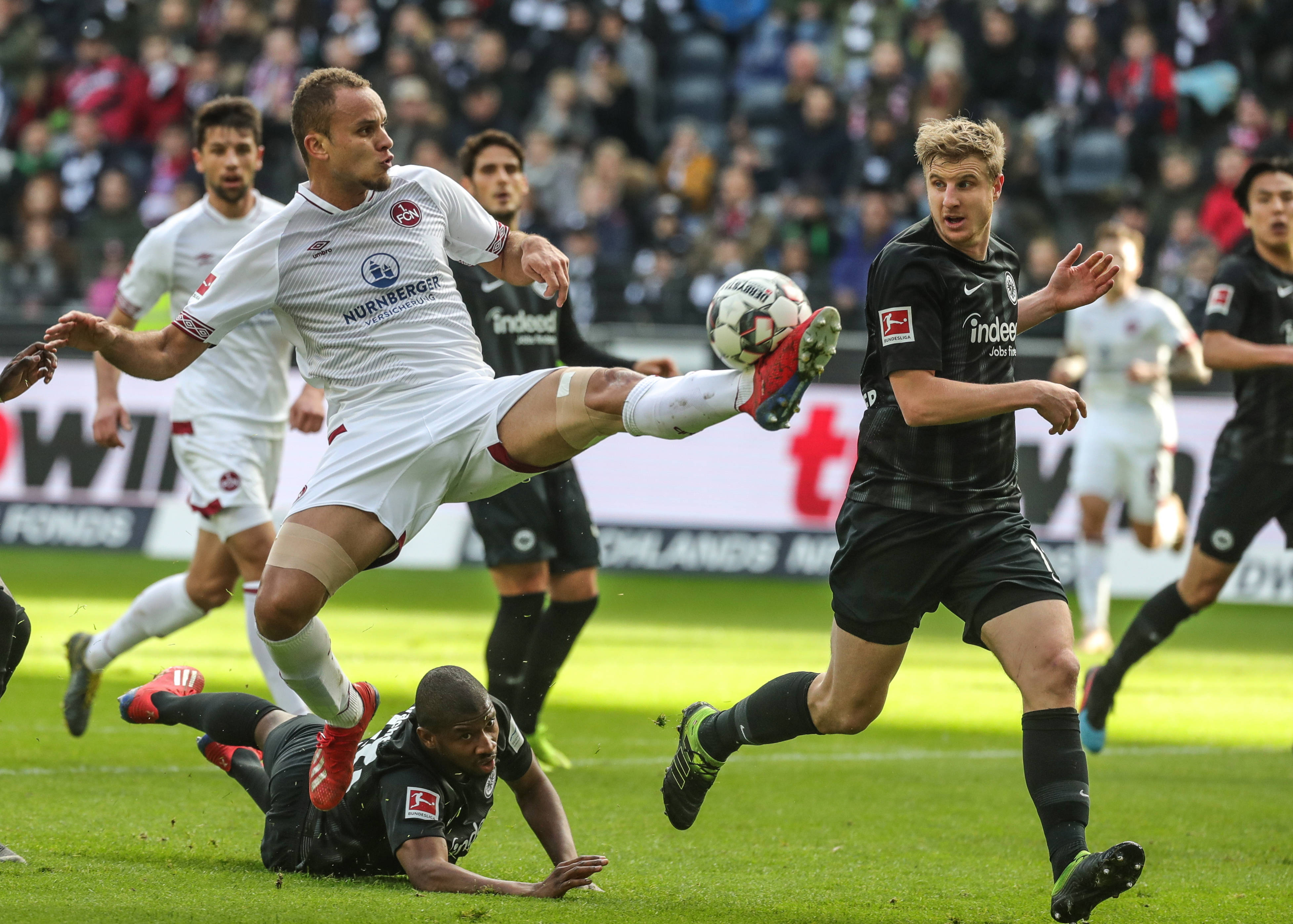 足球的豪门 足球的豪门