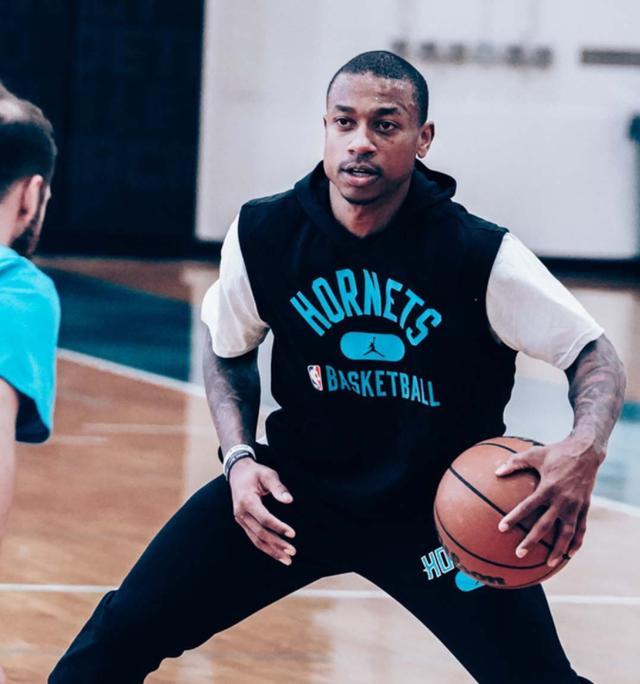 毕竟在年轻 毕竟在年轻