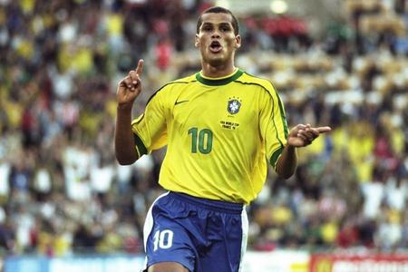 本季他在 本季他在