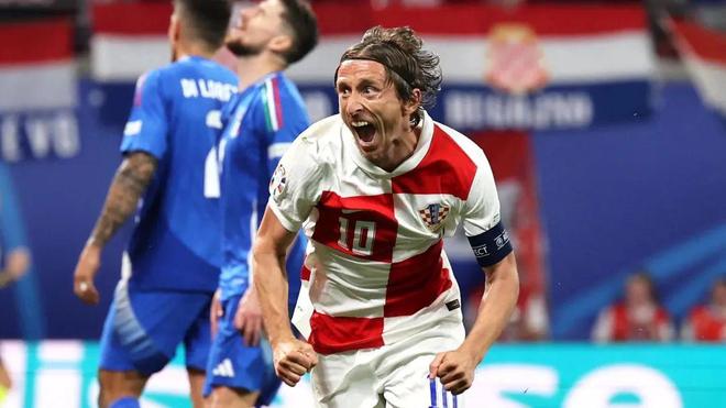 倒向对手 倒向对手